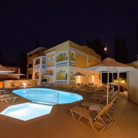 Hotel de apartamente Saint Spiridon 3*