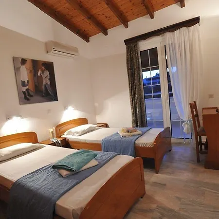 Saint Spiridon Hotel de apartamente