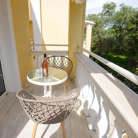 Saint Spiridon Aparthotel