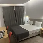 Saint Spiridon Aparthotel 3*
