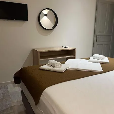 Saint Spiridon Aparthotel