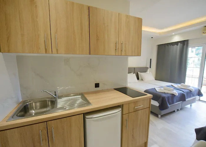 Saint Spiridon Appart hôtel 3*
