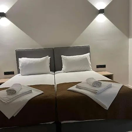 Apart-hotel Saint Spiridon 3*